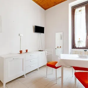 darsena-navigli-porta-genova-m2-studio.italymilanhotels.net/